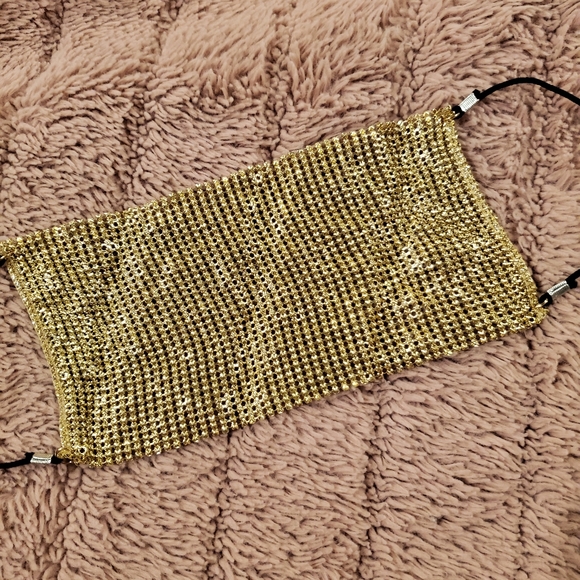 Gold bling bling Sequins face mask/face covering - Picture 3 of 4